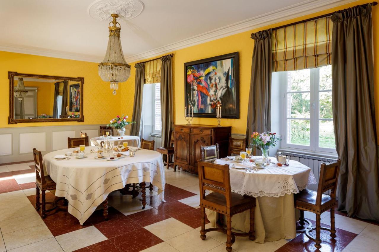 Manoir De Bel Ebat Hotel Crossac Екстериор снимка