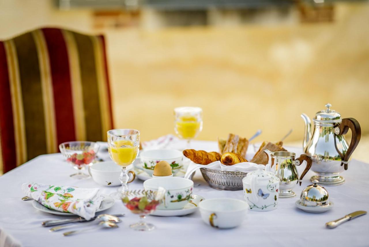 Manoir De Bel Ebat Hotel Crossac Екстериор снимка